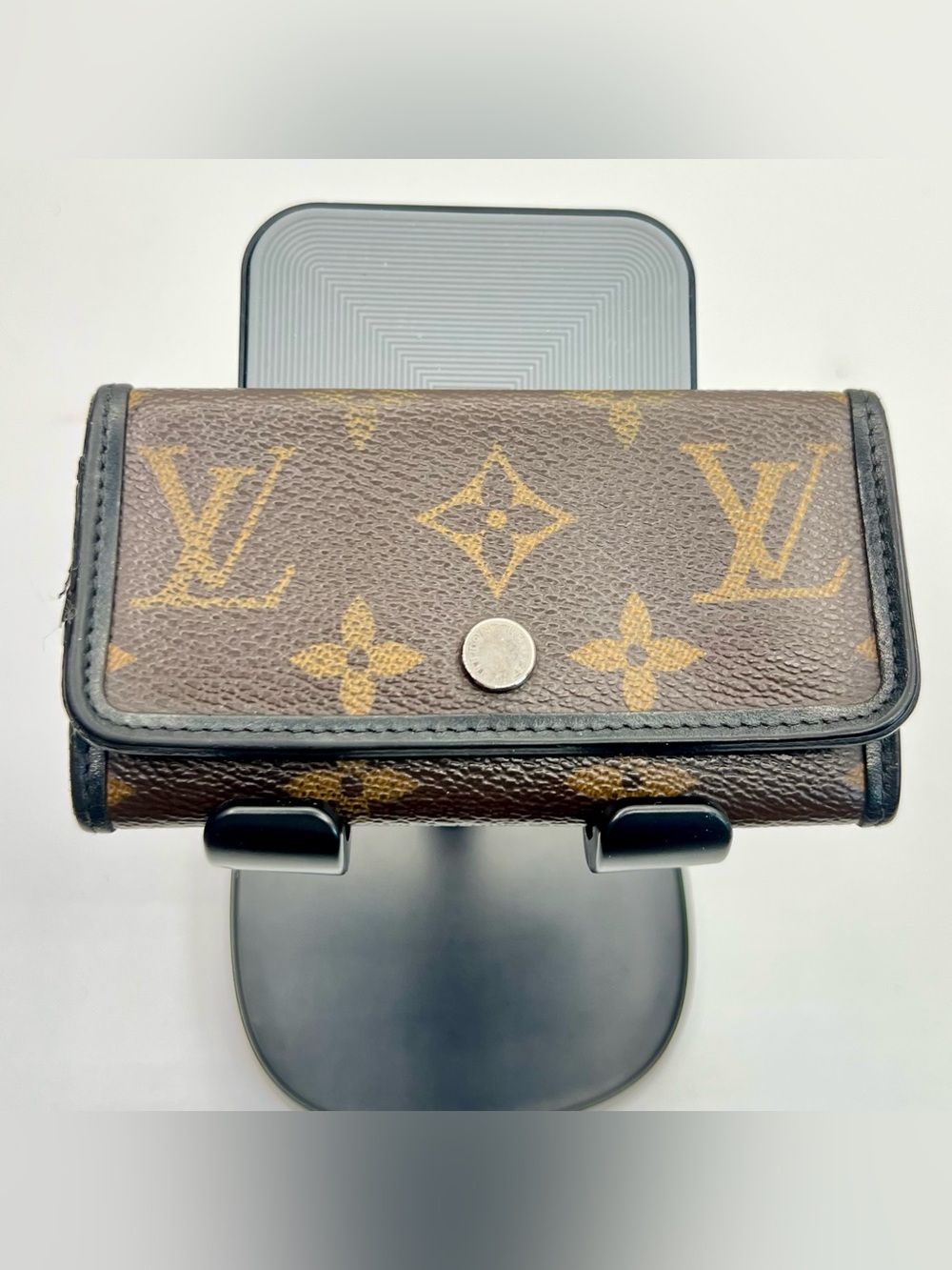 Louis Vuitton Macassar Multicles Key Case in Monogram Canvas